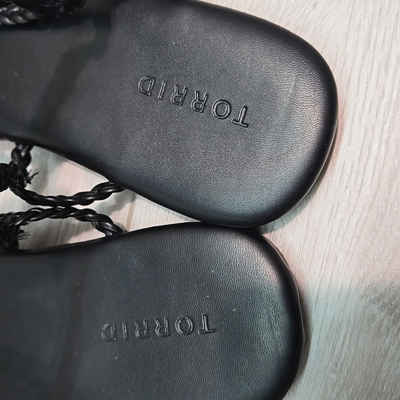 Torrid Women Black Braided Strappy Slip On Sandals Shoes Sz 9.5WW Extra Width - Picture 6 of 10